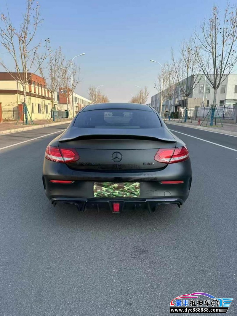 17年奔驰C轿车抵押车出售