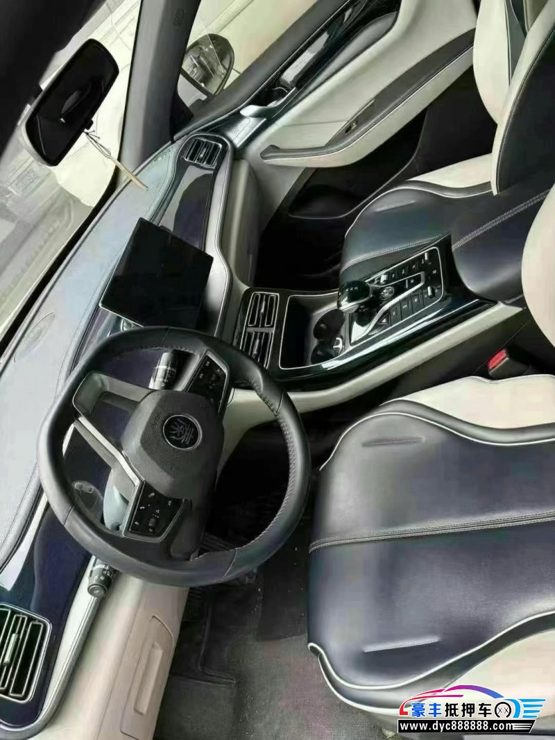 23年比亚迪秦轿车抵押车出售