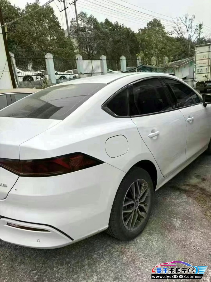 23年比亚迪秦轿车抵押车出售