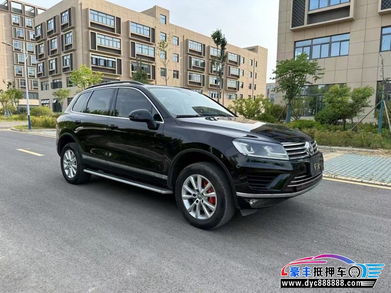 17年大众途锐轿车抵押车出售