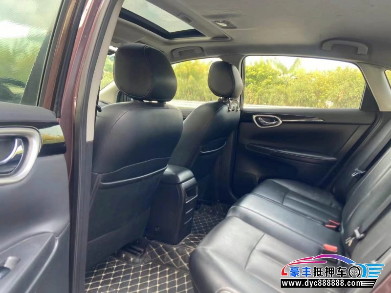 16年日产轩逸轿车抵押车出售