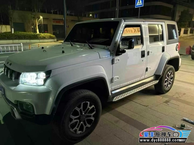 21年北京BJ40轿车抵押车出售