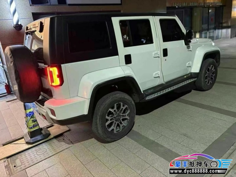 21年北京BJ40轿车抵押车出售