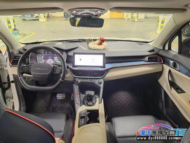 21年领克06轿车抵押车出售