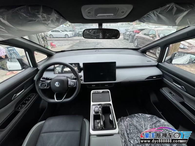 24年合创z03轿车抵押车出售