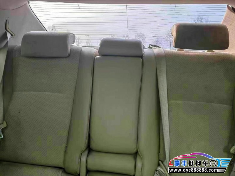 14年丰田锐志轿车抵押车出售