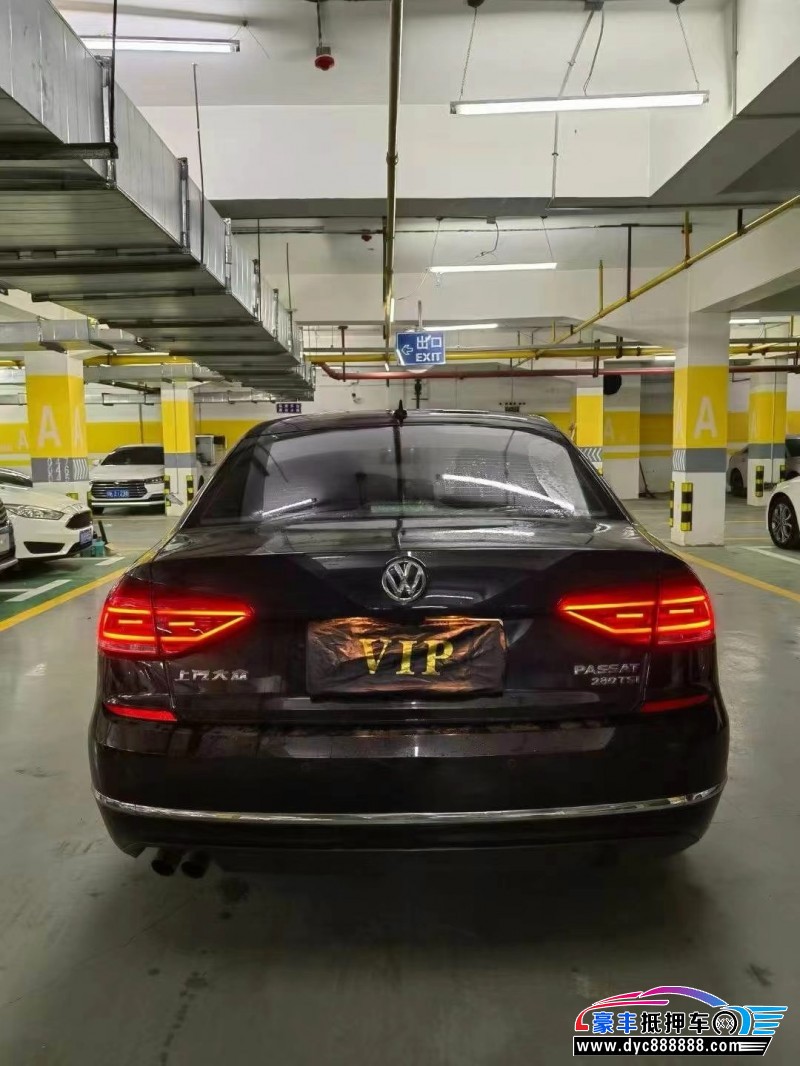 18年大众帕萨特轿车抵押车出售