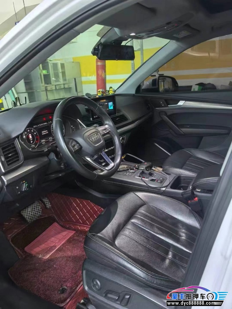 20年奥迪Q5轿车抵押车出售