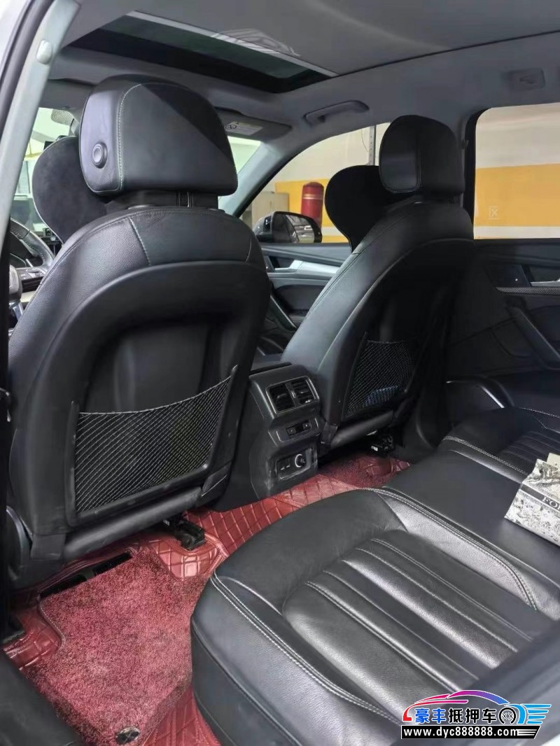 20年奥迪Q5轿车抵押车出售