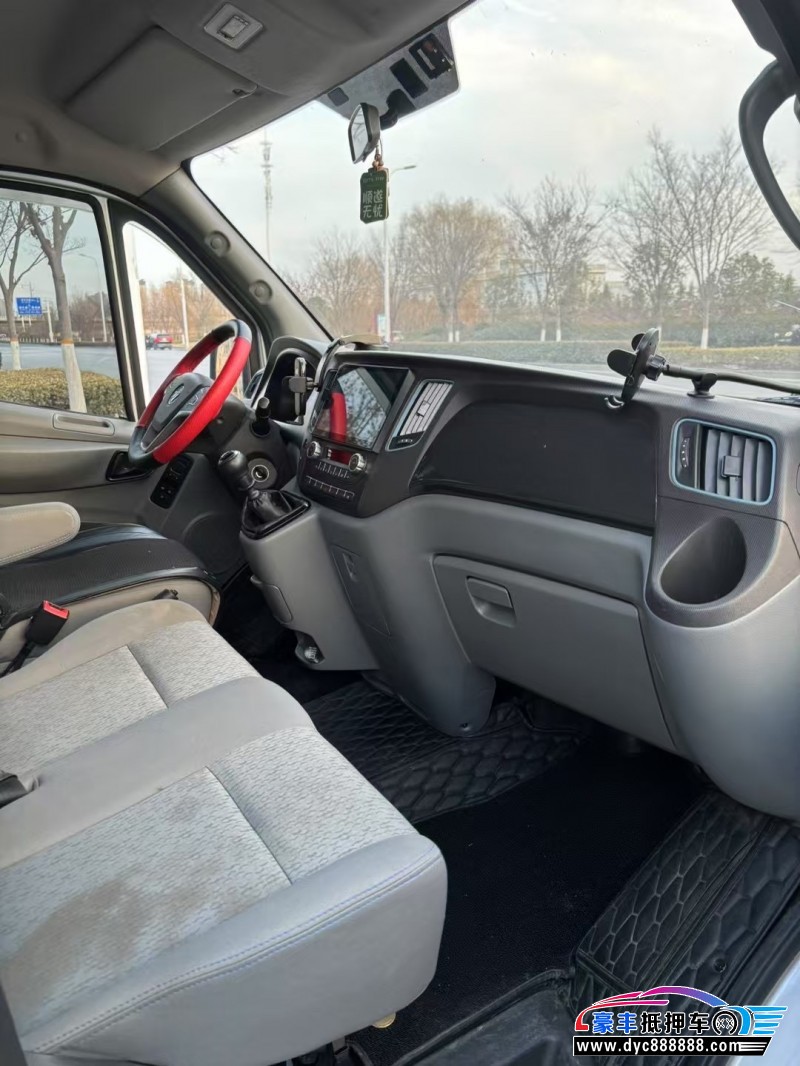 23年福田图雅诺轿车抵押车出售