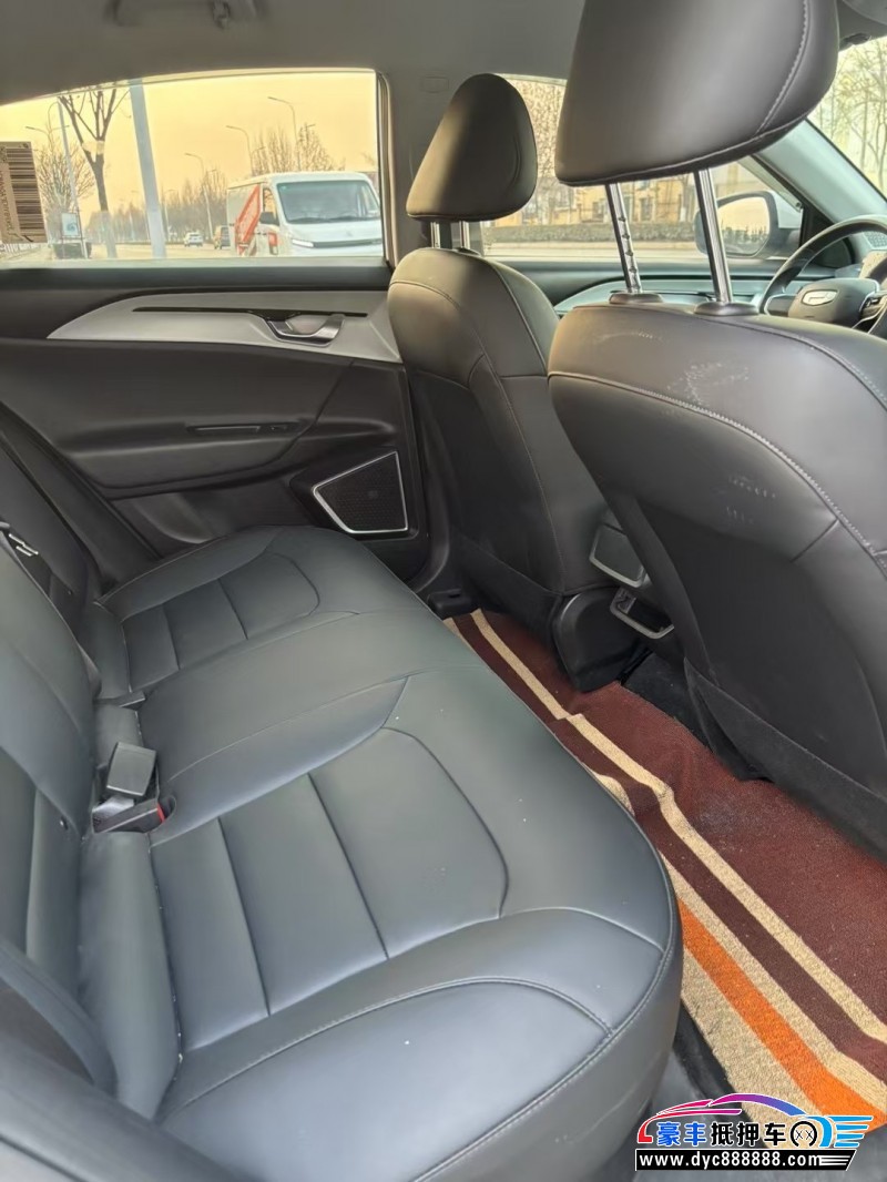 24年吉利几何轿车抵押车出售