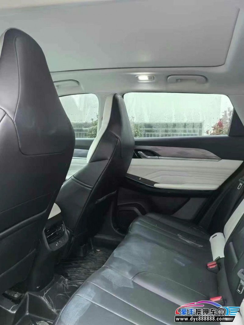 23年东风风神浩瀚轿车抵押车出售