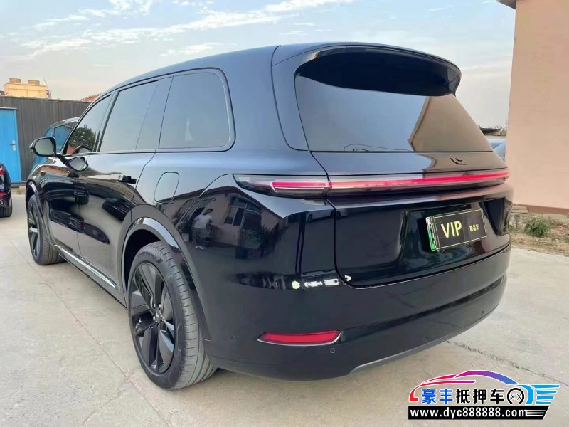 23年理想L9轿车抵押车出售