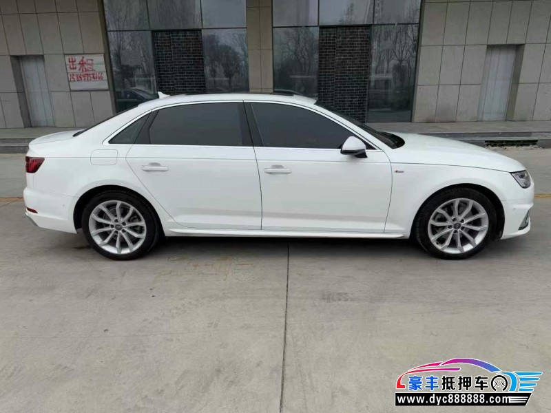 19年奥迪A4L轿车抵押车出售