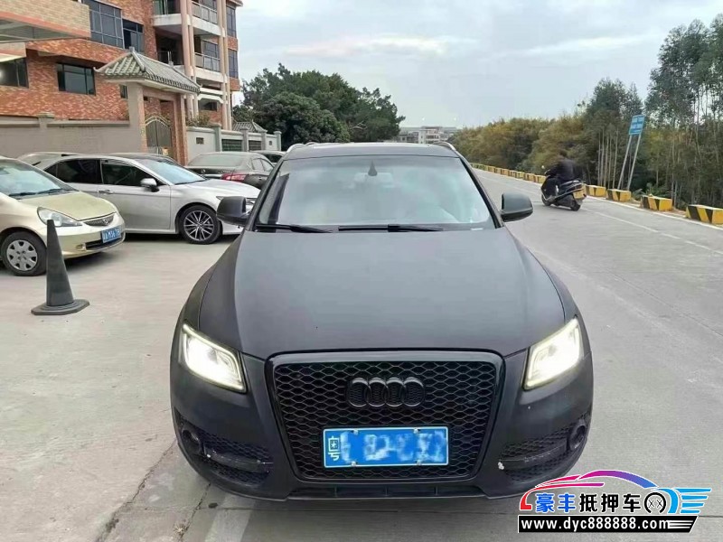 12年奥迪Q5轿车抵押车出售