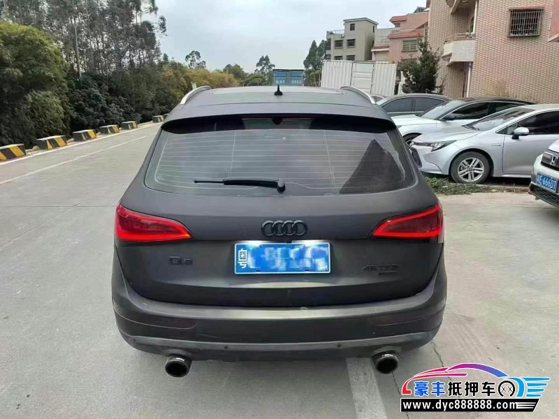 12年奥迪Q5轿车抵押车出售