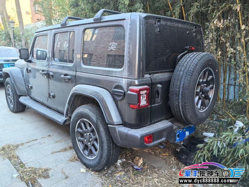 21年Jeep牧马人轿车抵押车出售