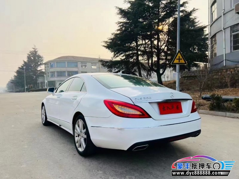 14年奔驰CLS轿车抵押车出售
