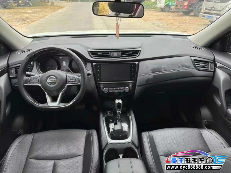 24年日产奇骏轿车抵押车出售