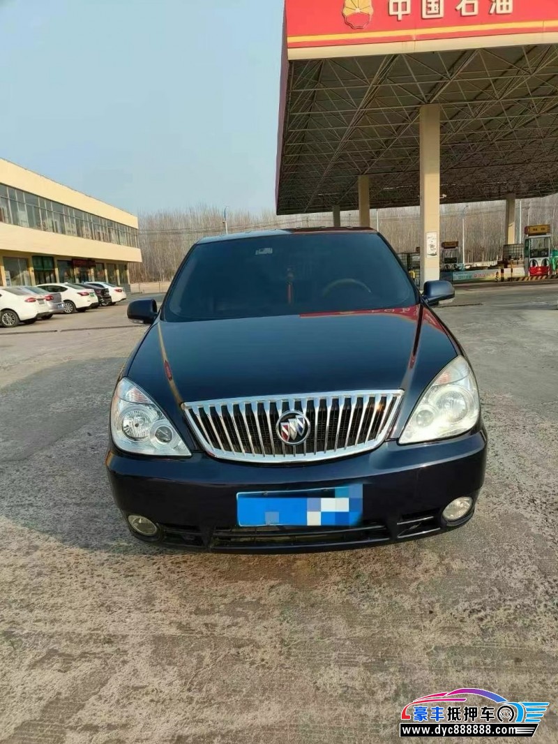 15年别克GL8轿车抵押车出售