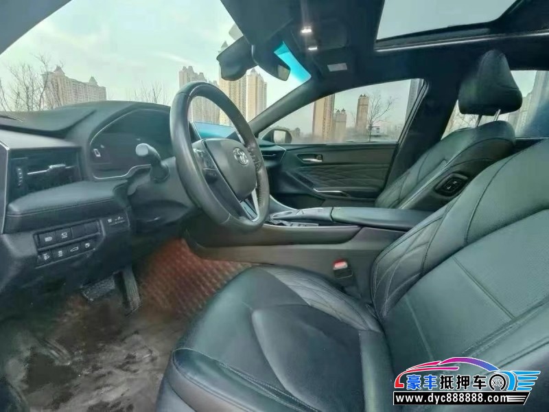 22年丰田亚洲龙轿车抵押车出售