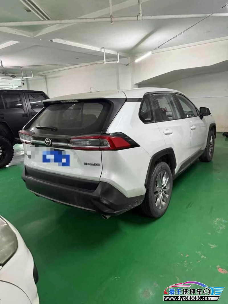 23年丰田威兰达轿车抵押车出售