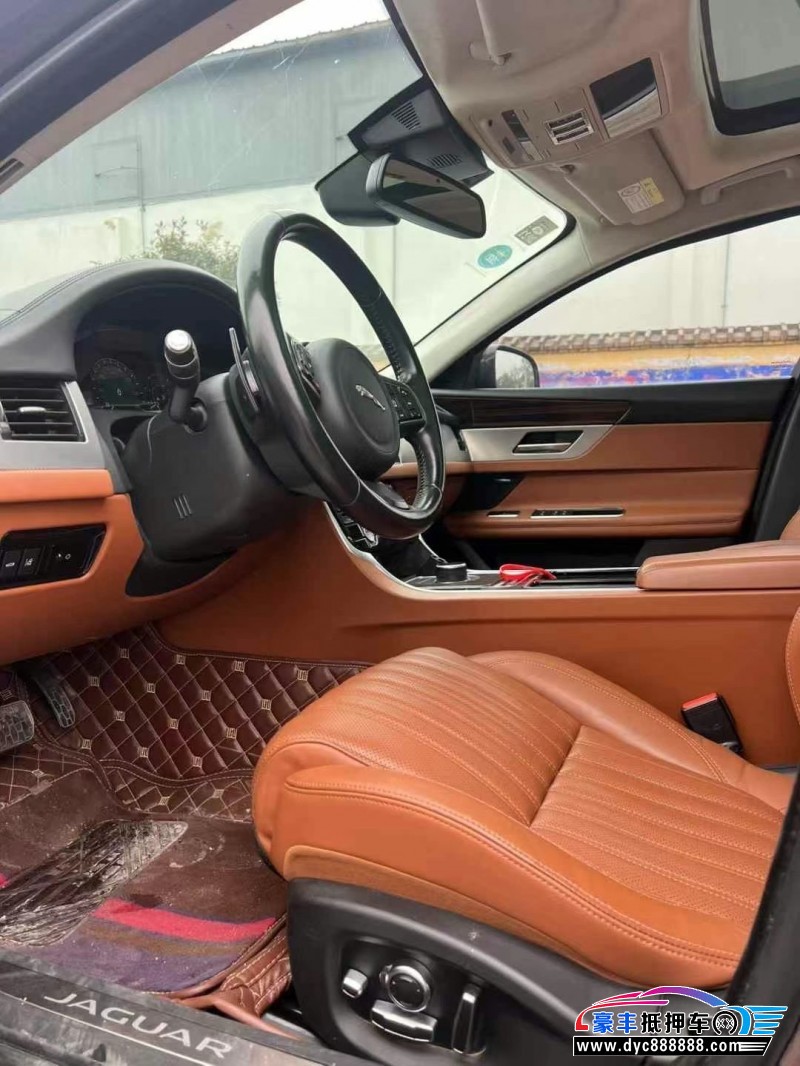 17年捷豹XFL轿车抵押车出售