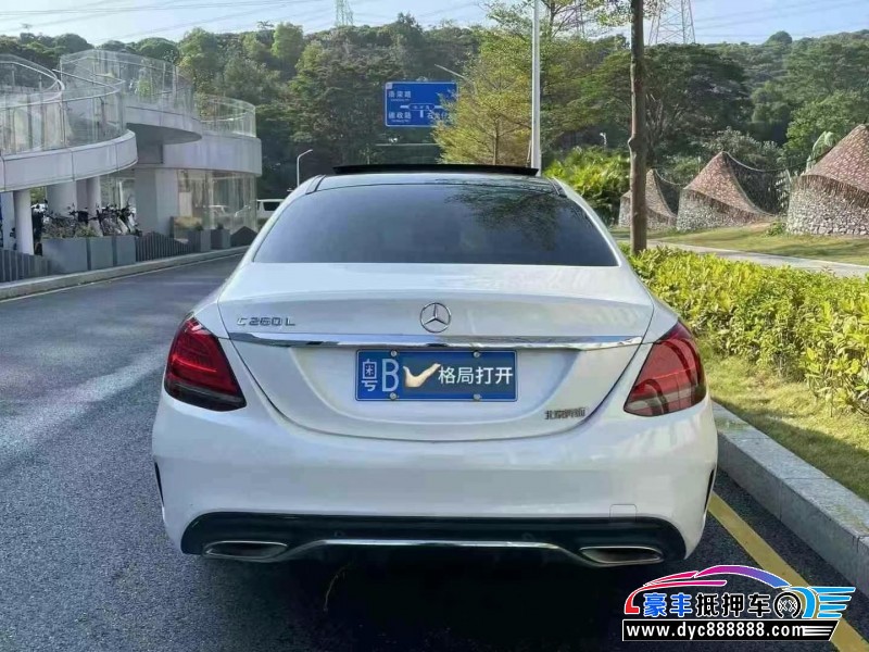 19年奔驰C轿车抵押车出售