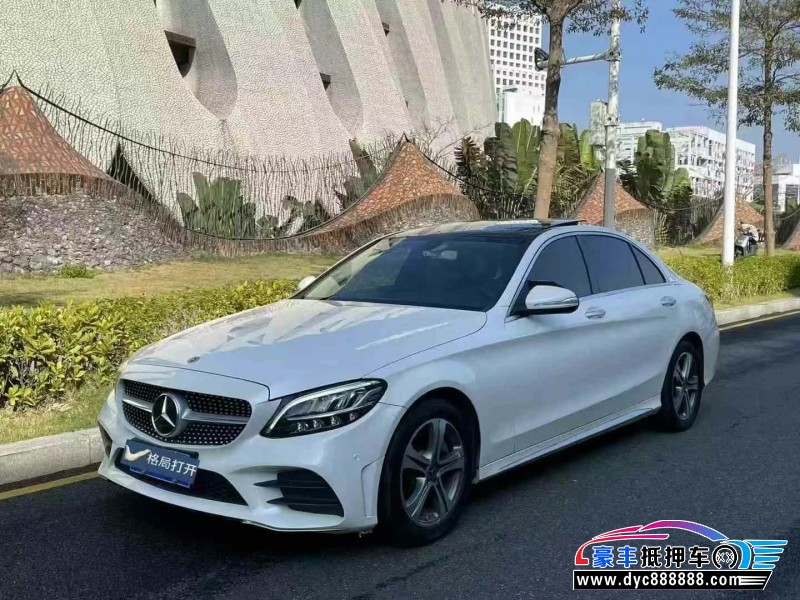 19年奔驰C轿车抵押车出售