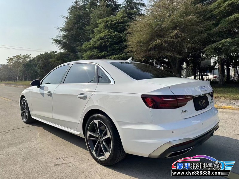 23年奥迪A4L轿车抵押车出售