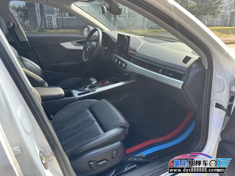 23年奥迪A4L轿车抵押车出售