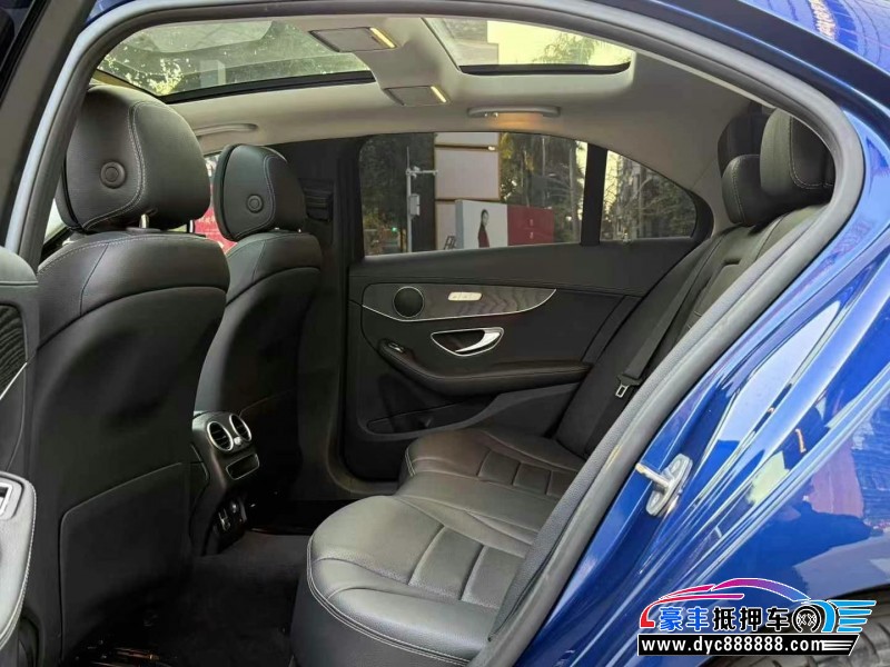 21年奔驰C轿车抵押车出售