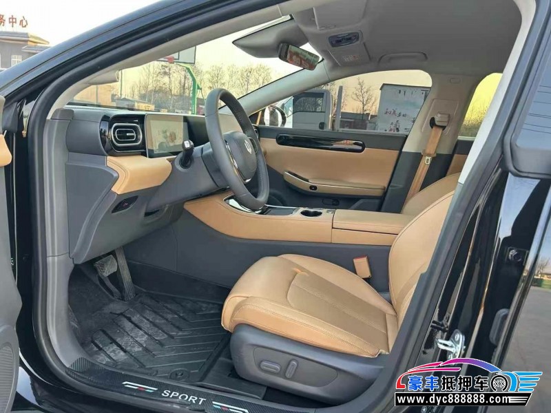 24年零跑c01轿车抵押车出售