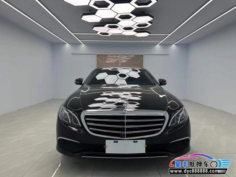 19年奔驰E轿车抵押车出售