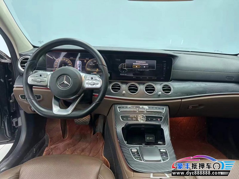 19年奔驰E轿车抵押车出售