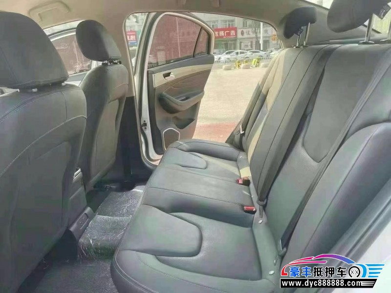 24年奇瑞艾瑞泽轿车抵押车出售