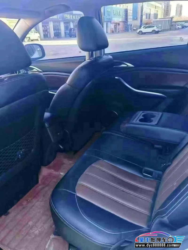 17年比亚迪宋轿车抵押车出售