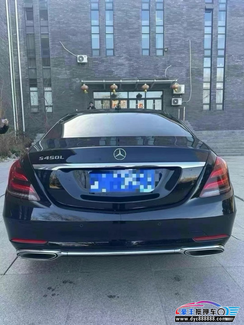 19年奔驰S轿车抵押车出售