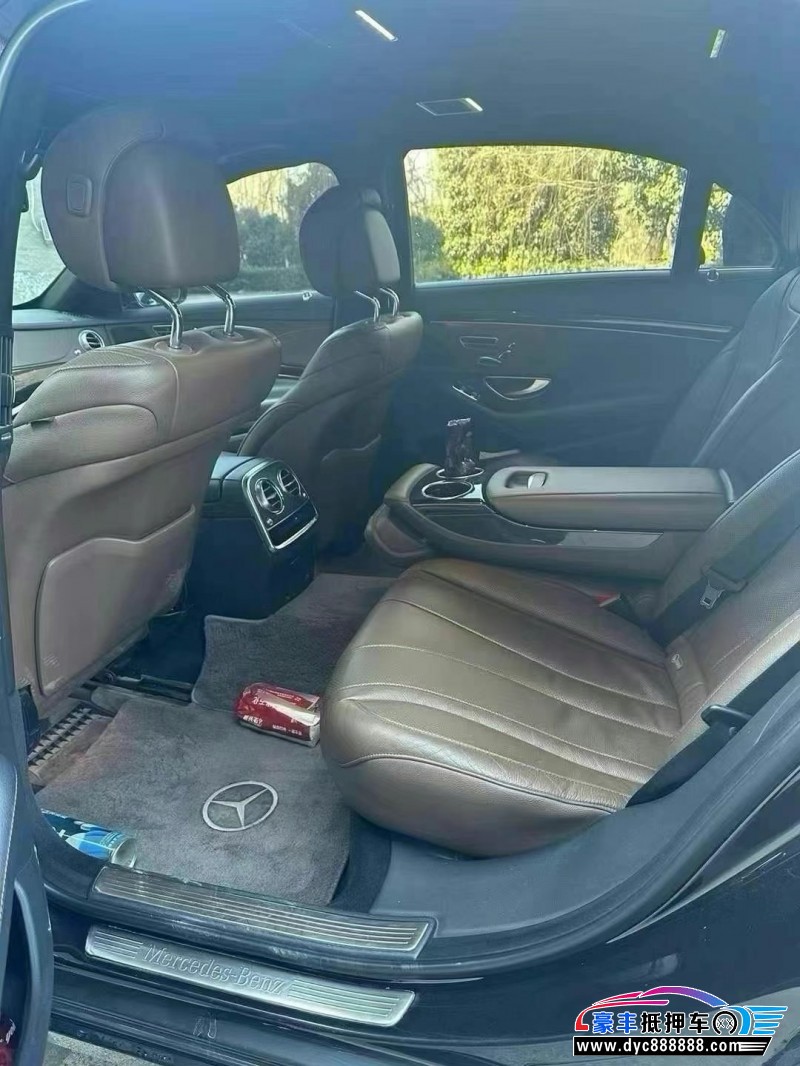 19年奔驰S轿车抵押车出售