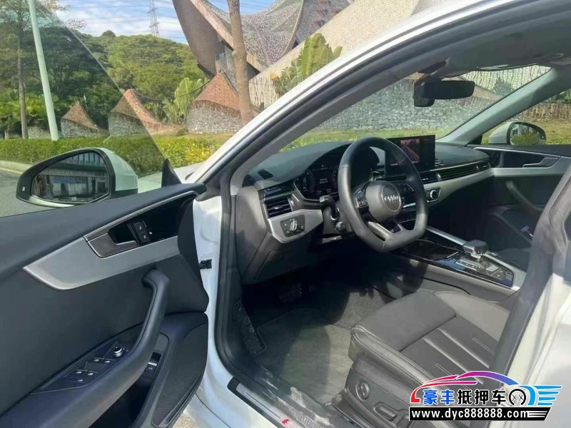 23年奥迪A5轿车抵押车出售