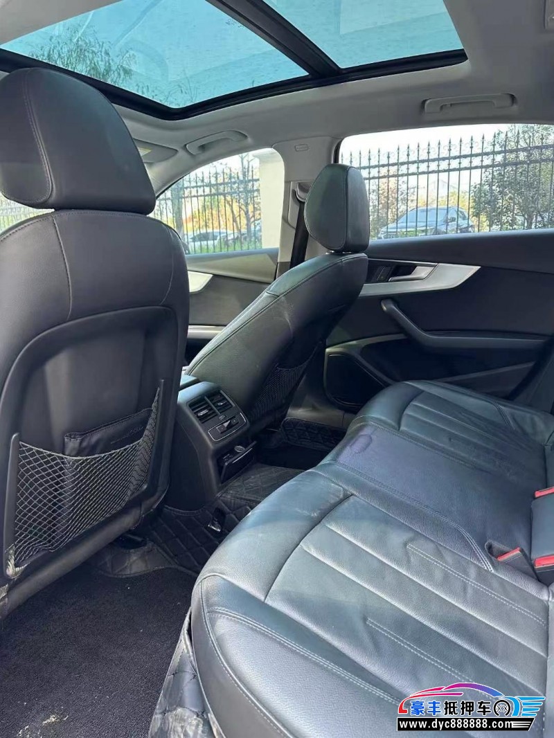 19年奥迪A4L轿车抵押车出售