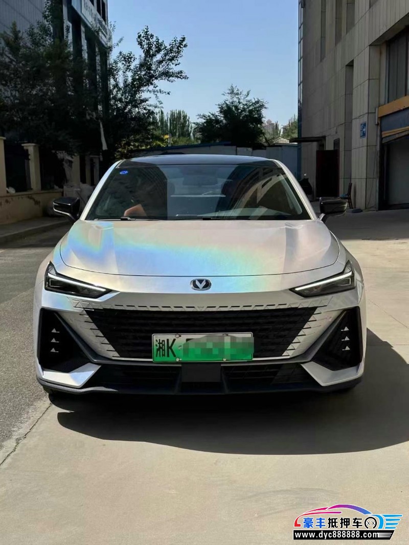 23年长安长安UNI轿车抵押车出售