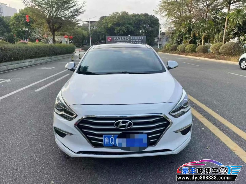 17年现代名图轿车抵押车出售