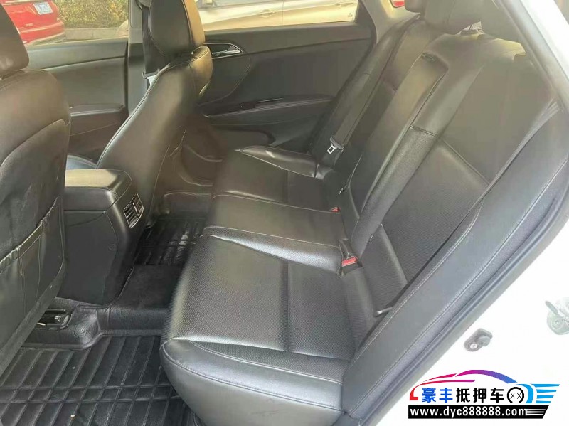 17年现代名图轿车抵押车出售