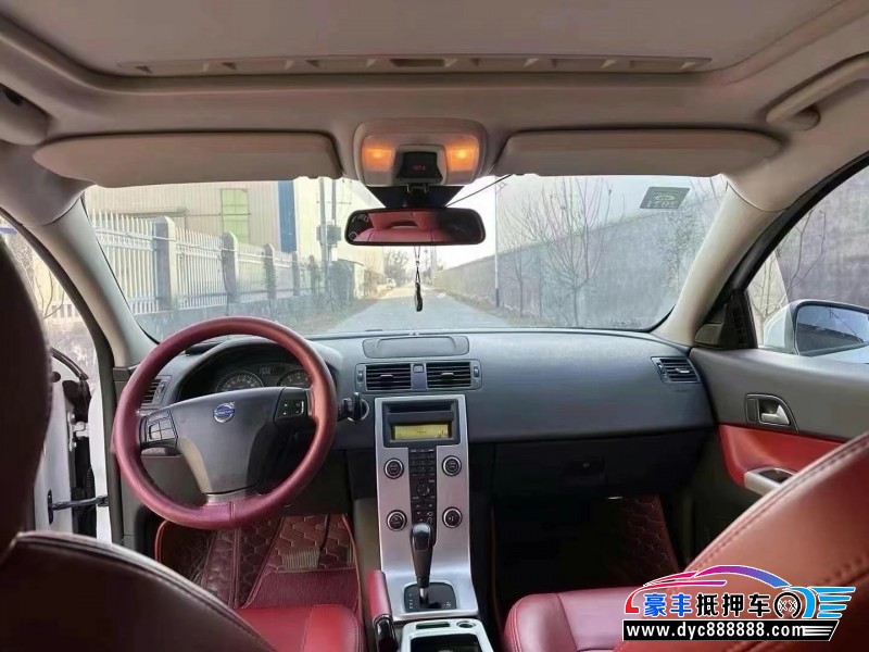 11年沃尔沃C30轿车抵押车出售