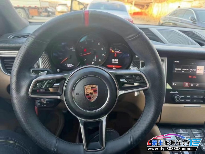 17年保时捷Macan迈凯轿车抵押车出售