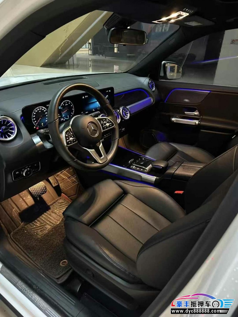 21年奔驰GLB轿车抵押车出售