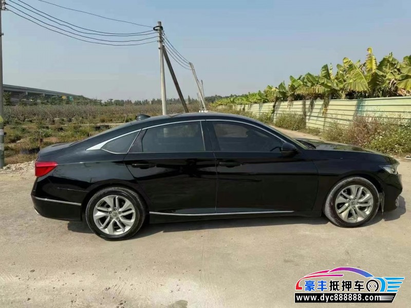 21年本田雅阁轿车抵押车出售