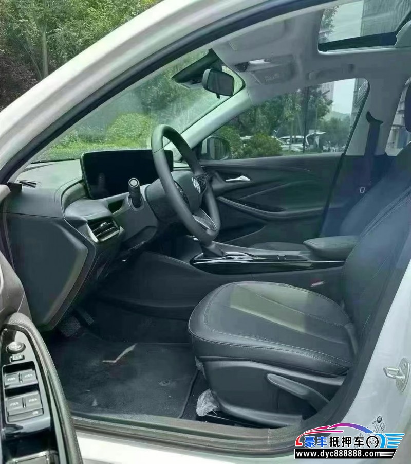 23年别克威朗轿车抵押车出售