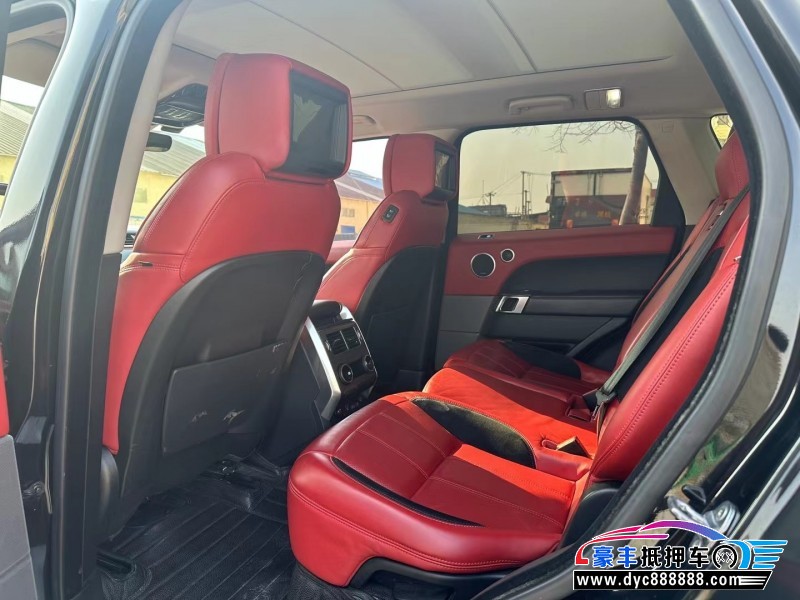 18年路虎揽胜运动轿车抵押车出售